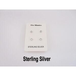1986 NIB Five Minutes Sterling Silver Cubic Zirconia Stud Earrings2 Pair
